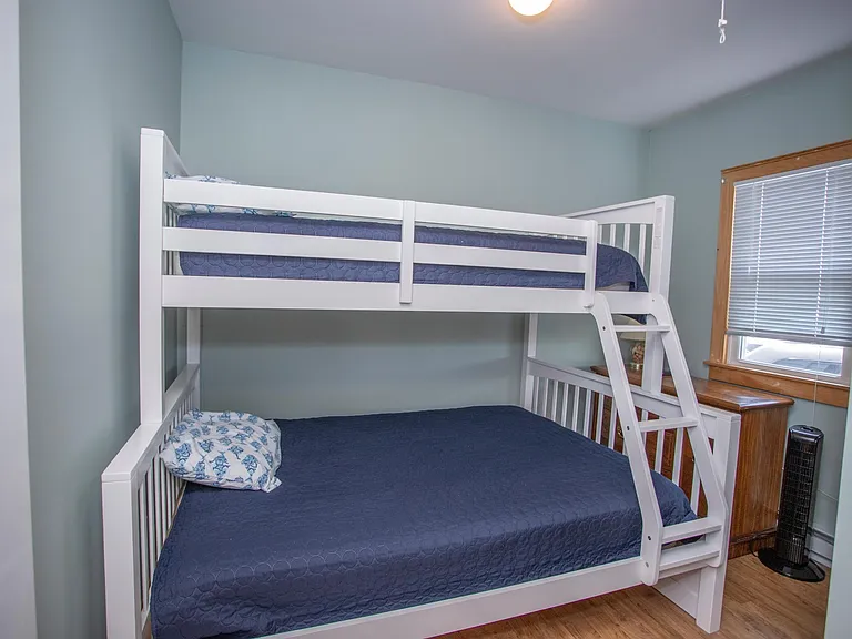 455 Seaside Ave — Photo 18