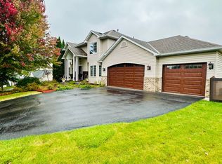 17452 Hibiscus Ave, Lakeville, MN 55044