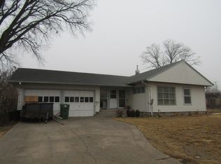 340 S School Ave, Colby, KS 67701