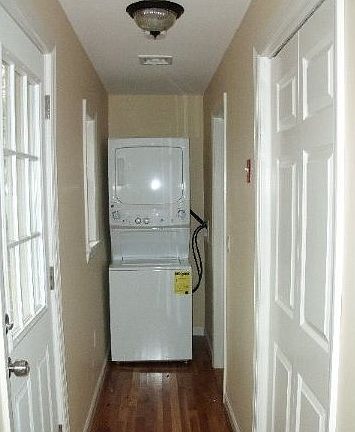 4th image of 7 Rose St