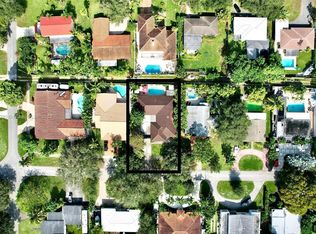561 Wren Ave, Miami Springs, FL 33166