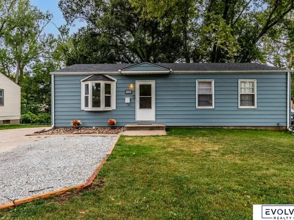 5522 N 65th St, Omaha, NE 68104