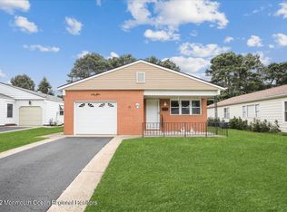 41 Paradise Blvd, Toms River, NJ 08757