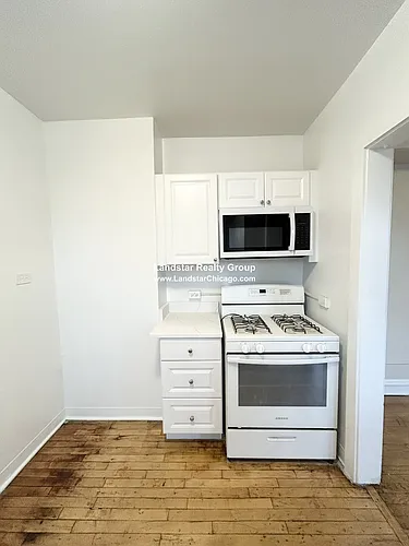 4414 N Whipple St #2S Photo 1