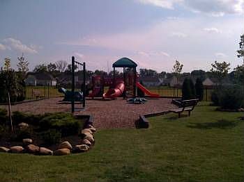 5th image of 353 Sarava Ln