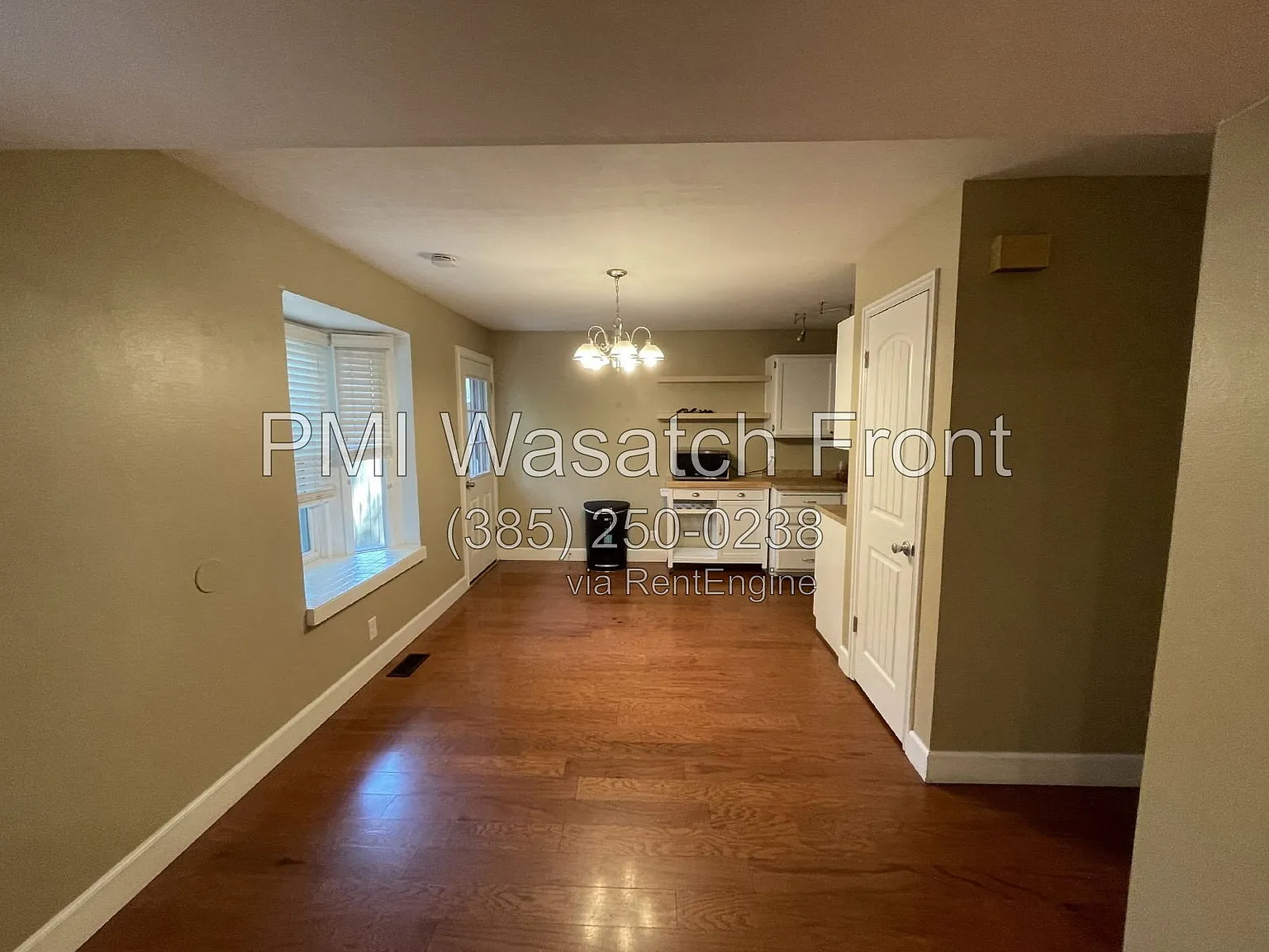 3 bed, 3.5 bath, 1620 sqft, $1,900 — Photo 2