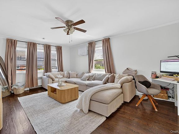 3rd image of 15 Halley Street