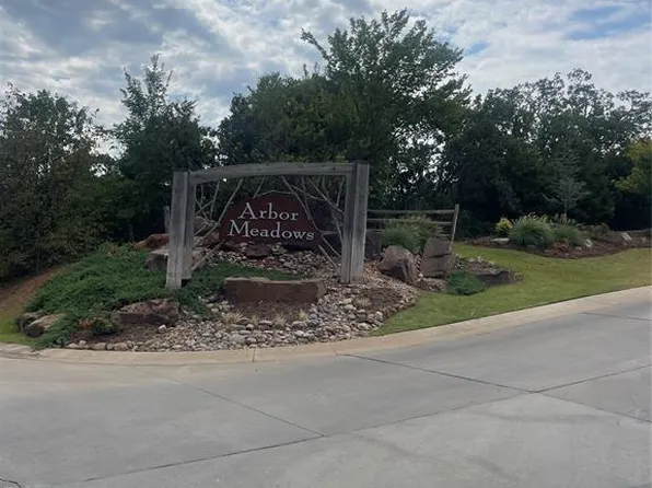(undisclosed Address), Oklahoma City, OK 73165