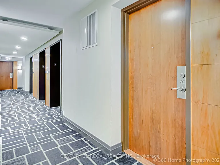 35 Bales Ave #601 — Photo 9