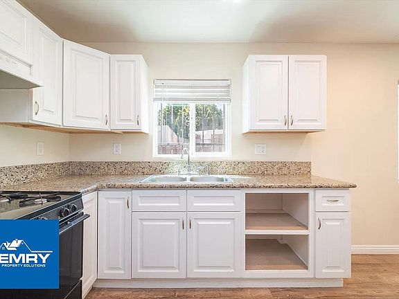 2nd image of 2722 E Cincinnati St #B