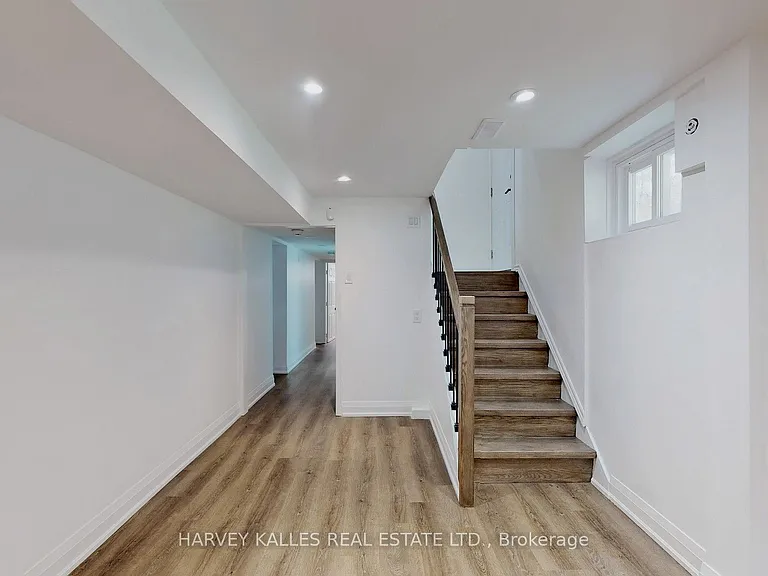 7 Pannahill Rd #BASEMENT — Photo 3