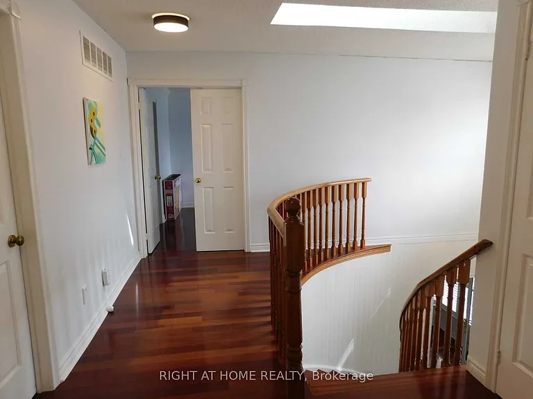 128 William Stephenson Dr — Photo 14