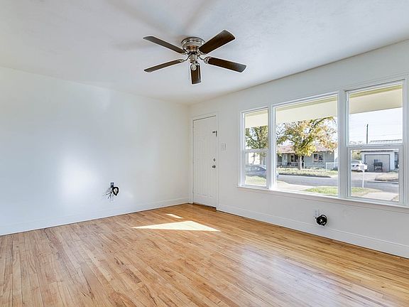 5th image of 221 Saint Johns St