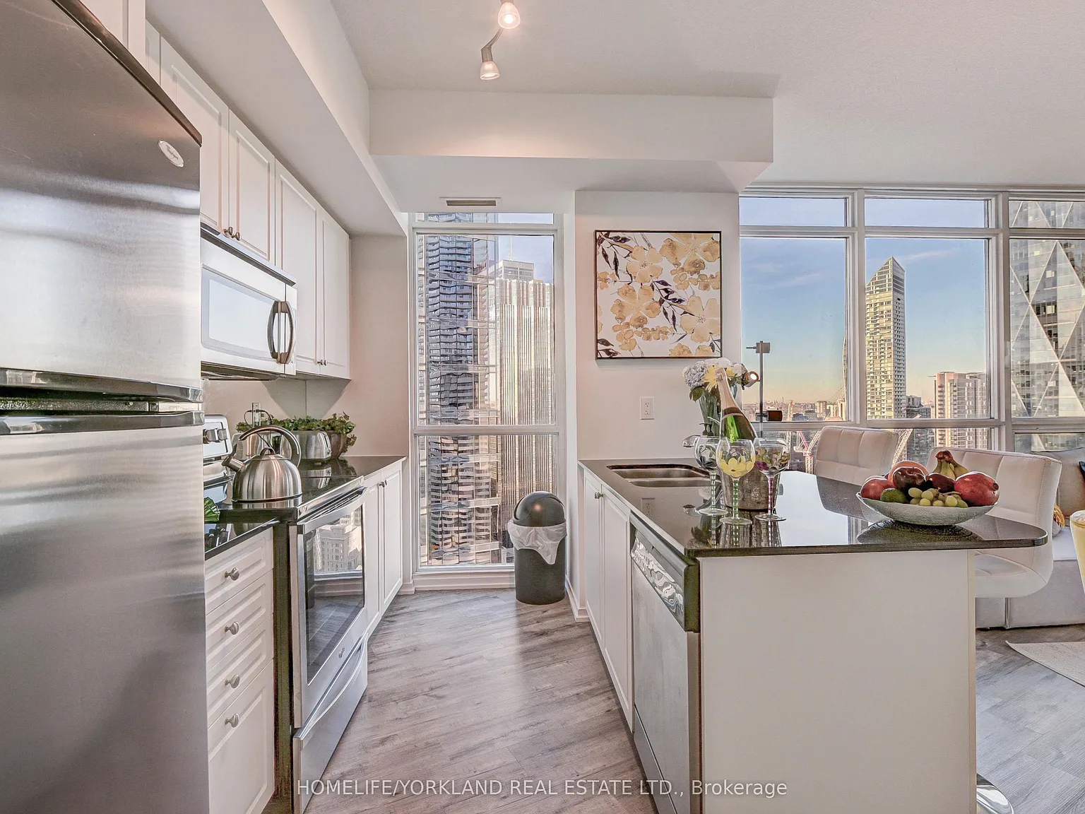 3 bed, $6,700 — Photo 4