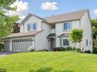 580 Falcon Ridge Rd, Woodbury, MN 55125