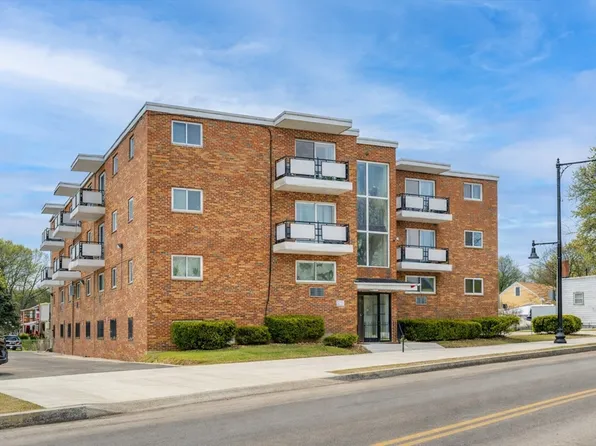 770 Cummins Hwy APT 19, Mattapan, MA 02126