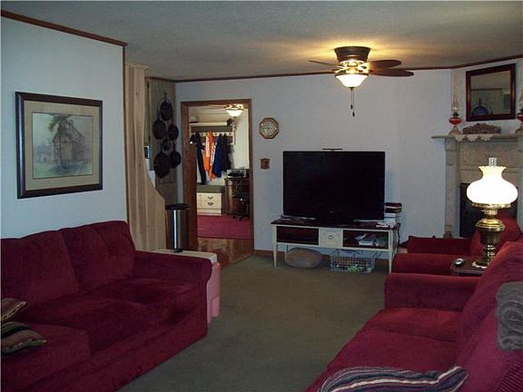 3rd image of 292 Orchard Ln