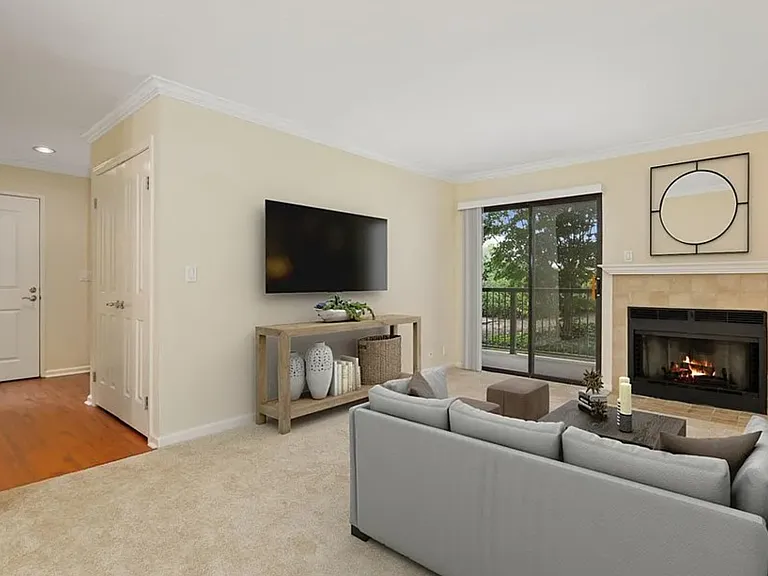 Spacious living room.