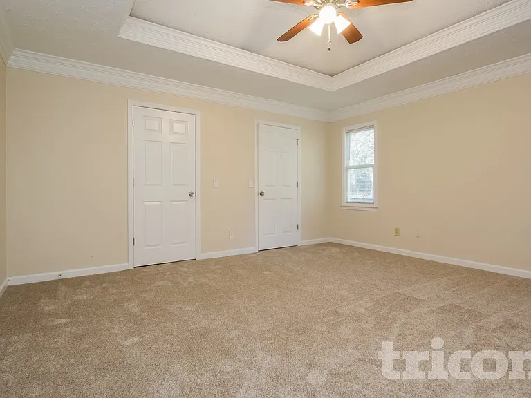 828 Georgetown Dr — Photo 10