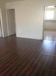5th image of 2266 W Adams Blvd APT 3