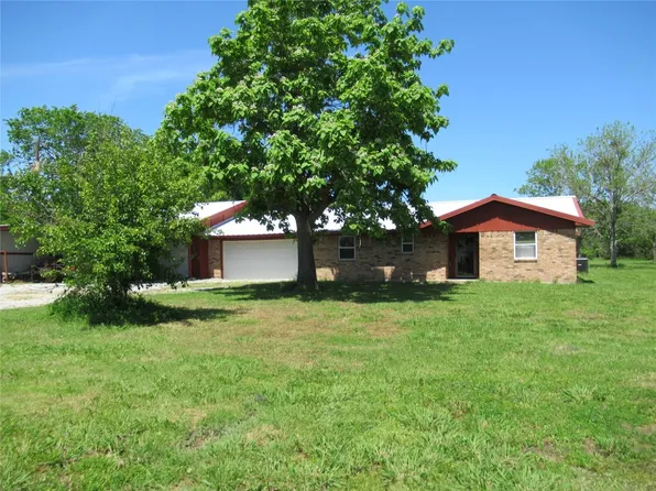 380 County Road 3320, Greenville, TX 75402