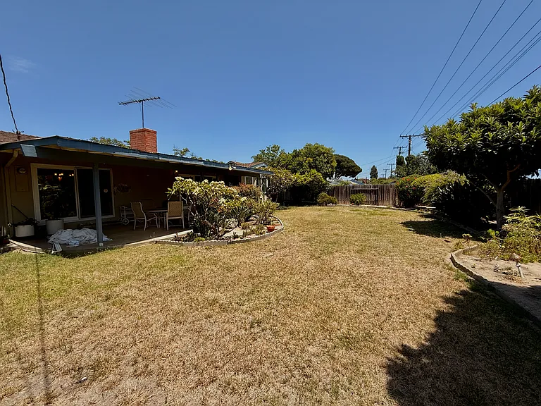 1872 W Chalet Ave — Photo 26