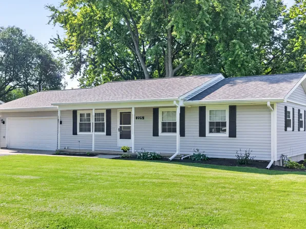225 W Eisenhower St, Waterman, IL 60556