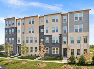 19750 Misty Moss Sq #1A, Ashburn, VA 20147