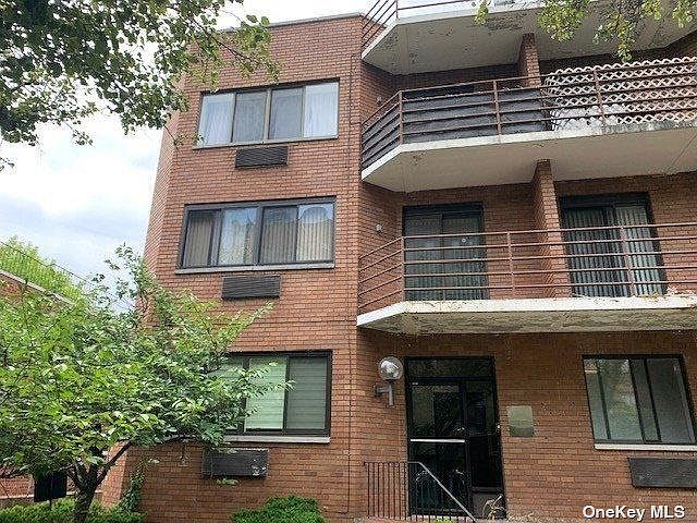 1st image of 11940 Metropolitan Ave APT A2