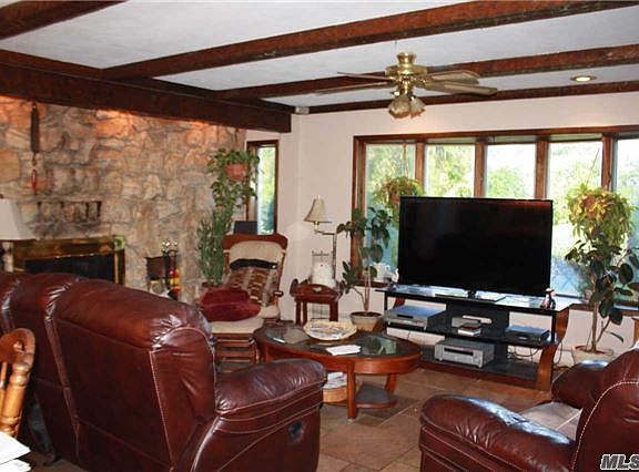 4th image of 180 Sequoia Dr
