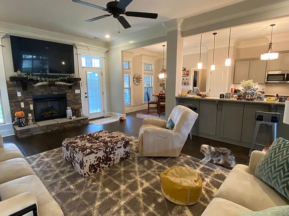 Living Room 3