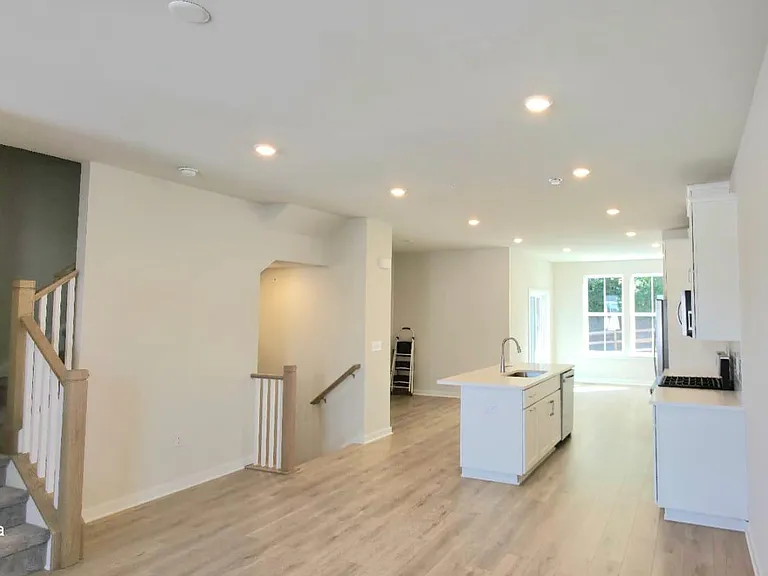 242 Talucci Dr — Photo 11
