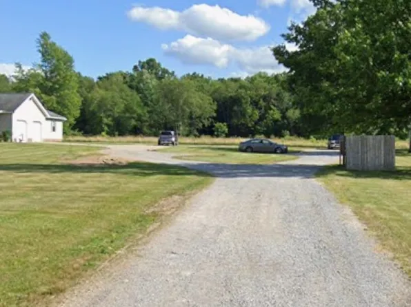 8492 & 8476 Tallmadge Rd, Diamond, OH 44412