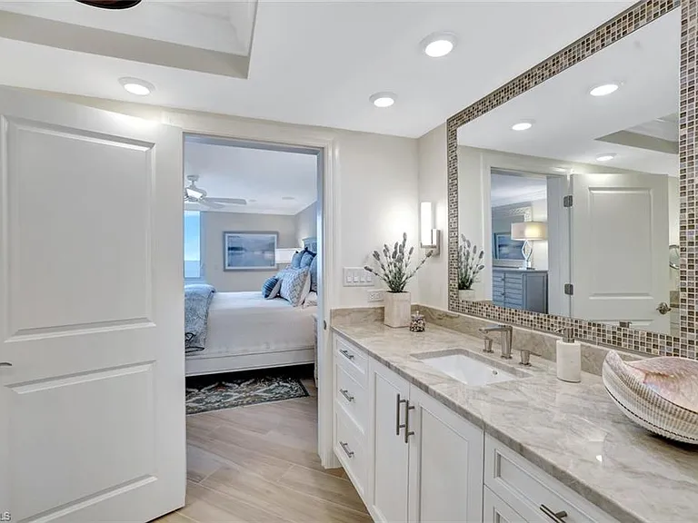 4041 Gulf Shore Blvd N #703 — Photo 22