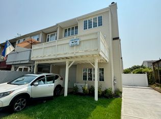 20 Ladd Ave, Staten Island, NY 10312
