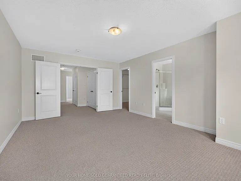 114 Dunrobin Ln — Photo 15