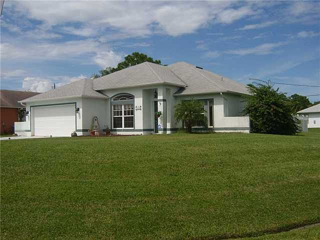1st image of 689 SE Streamlet Ave