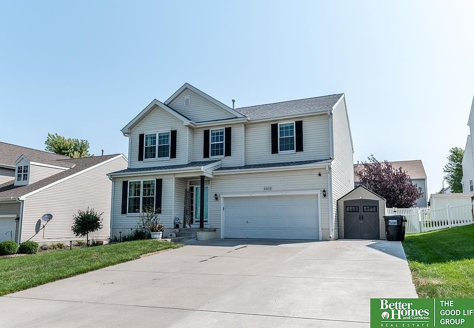 1st image of 2413 Crystal Dr