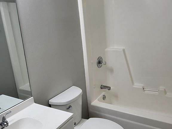 4th image of 192 S Killarney Ln #6
