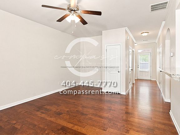 3rd image of 362 Franklin Ln