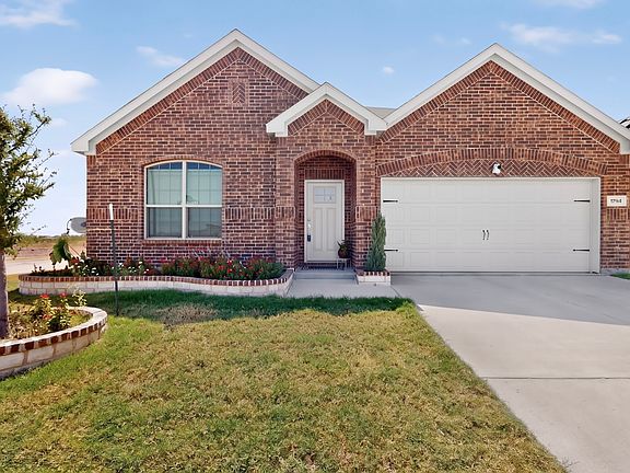 2nd image of 1794 Gleasondale Pl