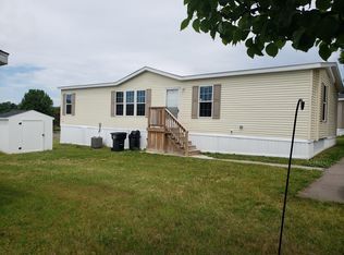 317 Basket Br, Oxford, MI 48371