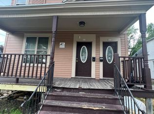 860 Wisconsin St #A, Oshkosh, WI 54901