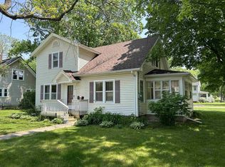 708 E 3rd Ave, Brodhead, WI 53520