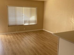 16105 Eucalyptus Ave APT 20, Bellflower, CA 90706