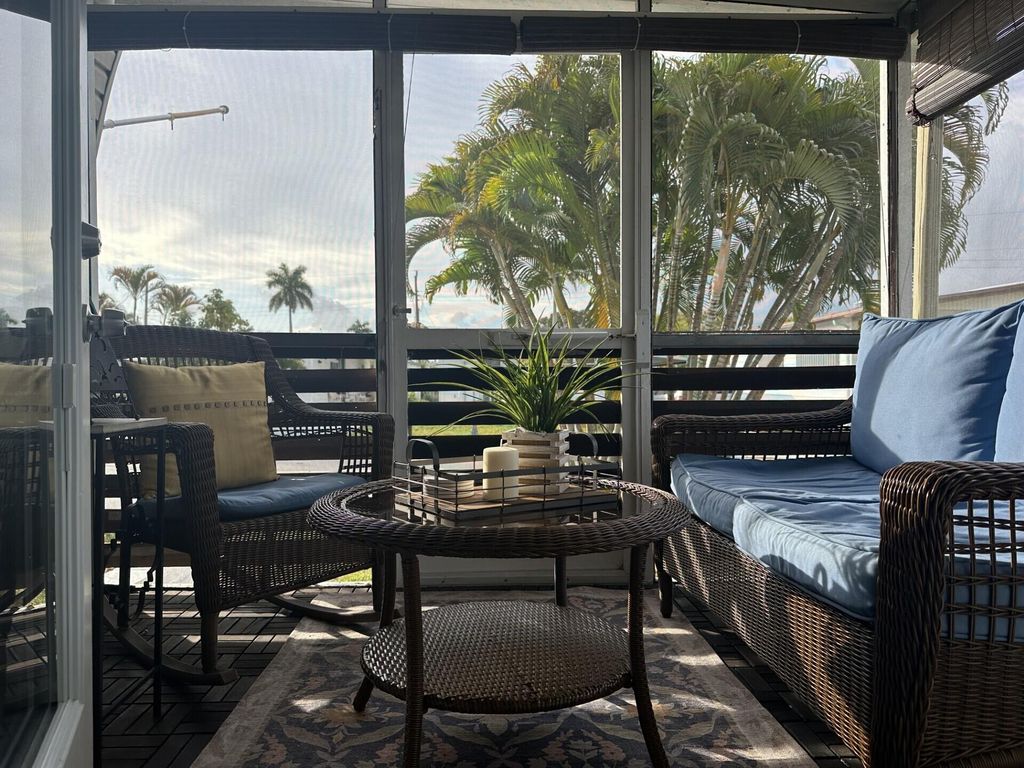 8661 SW 18th Place, Fort Lauderdale, FL - View 3