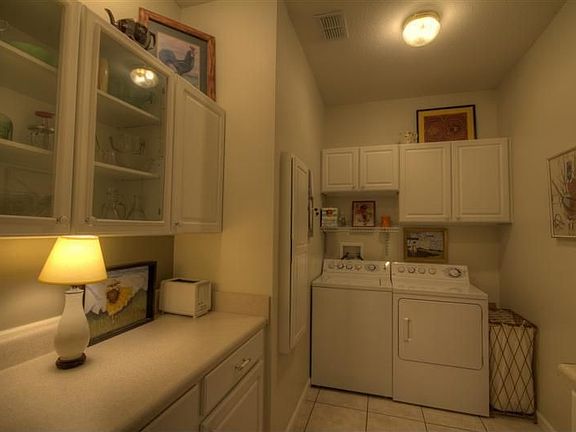 5th image of 3612 Foxwood Blvd