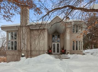 2031 Norway Pine Cir, Minnetonka, MN 55305