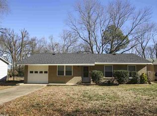 31 Elmhurst Dr, Little Rock, AR 72209