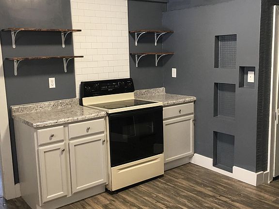 ANOTHER KITCHEN AREA